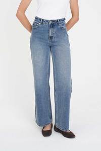 Vogue Denim: HUFFER STRAIGHT TALKER JEAN - CANYON BLUE