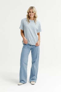 HOMELEE CHRIS TEE - SKY STRIPES