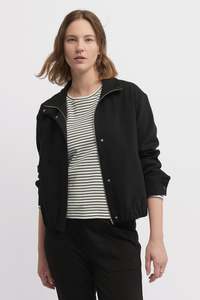 Yarra Trail: YARRA TRAIL TWANY JACKET - BLACK
