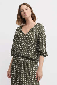 YARRA TRAIL YIELD BLOUSE