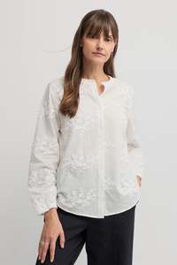Vogue Tops: YARRA TRAIL DAINTY SHIRT - WHITE