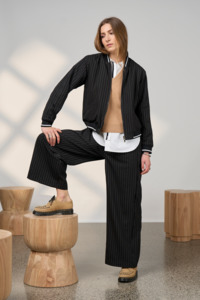 MADLY SWEETLY TRAX REVERSIBLE JACKET - BLACK