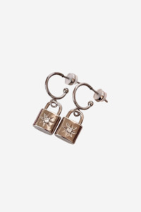 PENNY FOGGO STAR LOCK SILVER HALF HOOPS