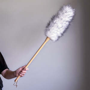 Wooden Cleaning Brushes: LAMBS WOOL DUSTER