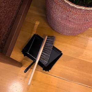 Wooden Cleaning Brushes: IRIS HANTVERK | DUST PAN & BRUSHES