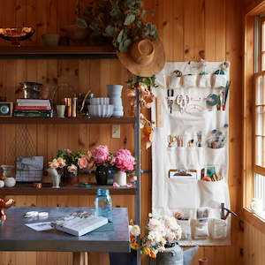 Baskets: THE FLORAL SOCIETY | CANVAS WALL ORGANISER