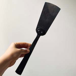 Made To Order: THE SOLO BLACKSMITH | SPATULA