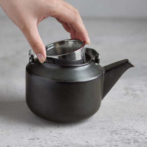 For The One Who Needs Pampering: KINTO | LOOSE LEAF TEAPOT