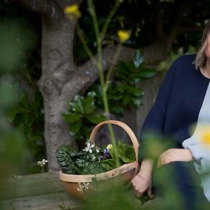 Burgon Ball: TRADITIONAL WOODEN TRUG