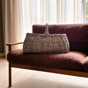 BETTY | RATTAN PICNIC BASKET