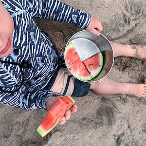 STAINLESS STEEL LUNCHBOXES & TIFFINS