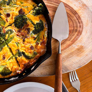 Wooden Utensils: PETE & CO | CAKE SERVER WITH WOODEN HANDLE