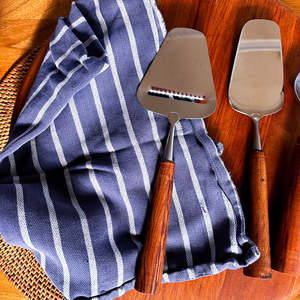 Wooden Utensils: PETE & CO | CHEESE SLICE WITH WOODEN HANDLE
