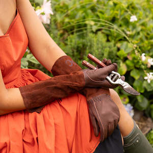 For Mum: LE SAC | THORN PROOF LEATHER GARDENING GLOVES