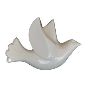 Art: Flying Kererū, White