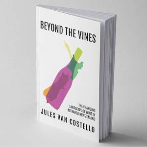 Books Stationery Adults: Beyond The Vines by Jules Van Costello