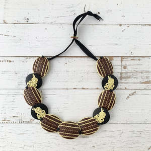 Jewellery: Polynesian Weave Tiki Standout Cameo Necklace