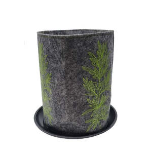 Sustainability: Rosemary Green on Grey Growbag