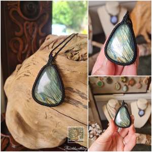 Greeny Gold Labradorite Wrapped in Black
