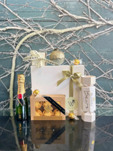 Gift Box: Magic of Christmas Gift Box