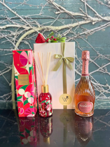 Gift Box: Christmas Eve Champers