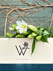 Flower Gift Boxes: Seasonal Flower Gift Box