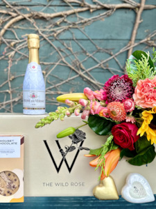 Flowers: Ultimate Gift Box - Bright