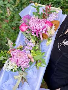 Flowers: Pair Of Posies Flower Box