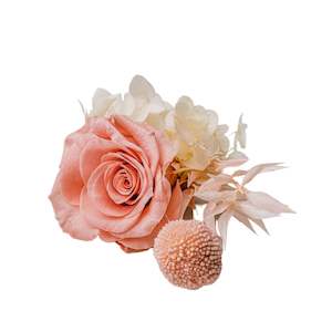 Auckland Flowers Gifts: Buttonhole - Everlasting Love