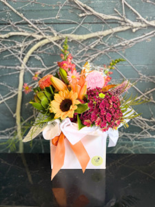 Flowers: Mother’s Day Joyful Blossoms (Free Cookie)