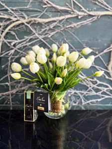 Gifts: Côte Noire Heritage White Tulips
