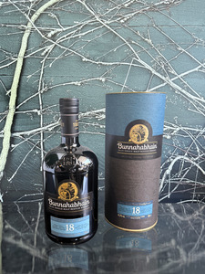 Bunnahabhain 18 Year lslay Single Malt Scotch Whisky