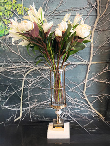 Gifts: Côte Noire Gold & White Marble Bottom Urn