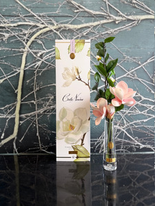 Côte Noire - Summer Magnolia Pink with Gold Badge