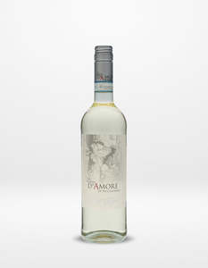 White Wine: La Storia D'Amor Delle Venezie Pinot Grigio DOP 2024