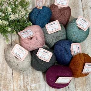 On Sale: Merino Fleck 8 Ply 6208 Mauve