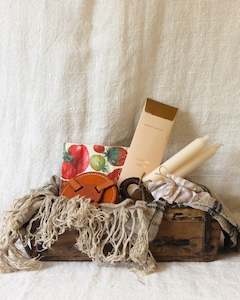 NEW HOME OWNERS GIFT BASKET