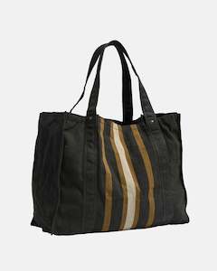 Accessories: ROAD TRIPPER TOTE BAG