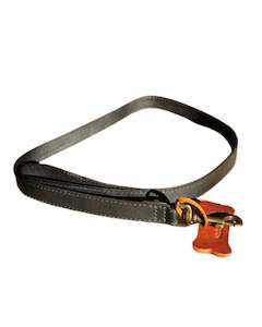 Cuir: FLAT LEATHER DOG LEAD