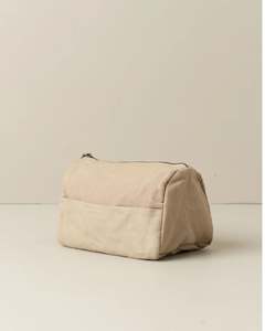Our Favourites: JOURNEY TOILETRY CANVAS BAG