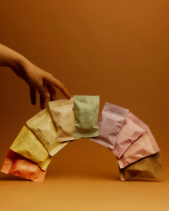 Blooms: LOCO LOVE CHOCOLATE - SINGLE BAR