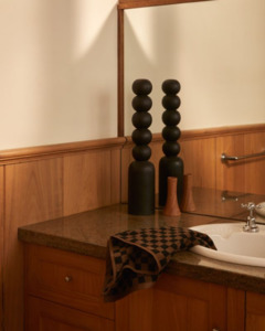 Bathroom: JOSEPHINE HAND TOWEL - TABAC & NOIR