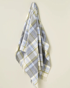 Throws: PORTREE DUCK EGG 100% MERINO THROW