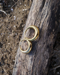 Accessories: MAXI NOELY HOOPS
