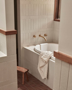 Bathroom: BAINA ST CLAIR BATH TOWEL - IVORY