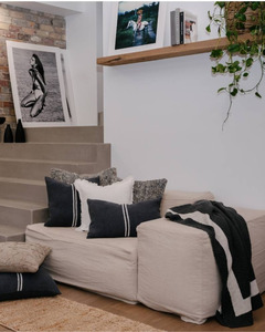 ZEN THROW - MIDNIGHT W/ OFF WHITE BORDER