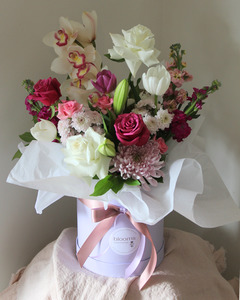 MOTHER'S DAY FLOWERS - VASE