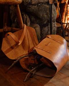 Cuir: LEATHER LOG CARRIER