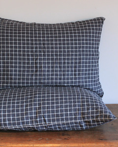 LE LIN STD PILLOWCASE SET - NAVY GRID