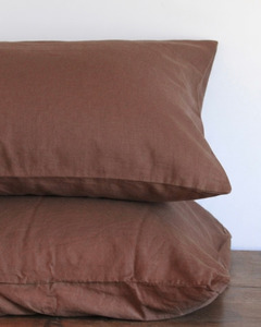 Bedding: LE LIN STD PILLOW CASE SET - CHOCOLATE